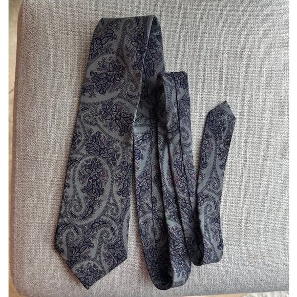 Vintage Christian Dior Silk Tie Gray Navy Purple Paisley Made in USA Italy - Picture 11 of 15
